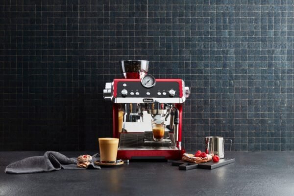 De’Longhi – La Specialista Prestigio Espresso Machine with Active Temperature Control and Dual Heating System – Red - Image 6
