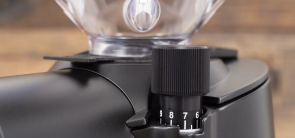 Eureka Helios 65 Coffee Grinder in Matte Black - Image 15