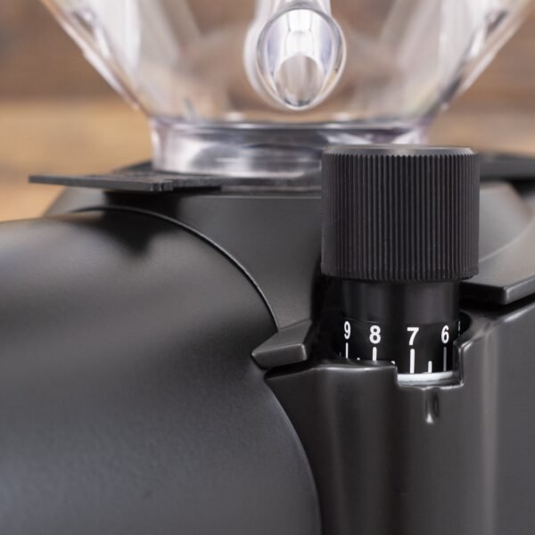 Eureka Helios 65 Coffee Grinder in Matte Black - Image 13