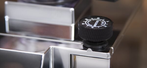 Eureka Mignon Silenzio Espresso Grinder in Dubai Gold - Image 9