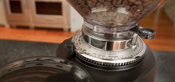 Quamar M80 Dosing Espresso Grinder with Timer in Black - Image 6